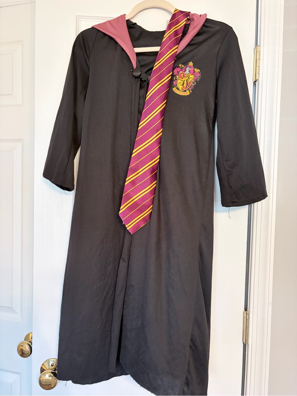 Rubie's Black Hooded Gryffindor Robe with Burgundy Lining and Striped Tie